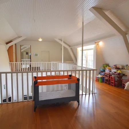 Spacious Mansion In With Pool Дом отдыха Gastel