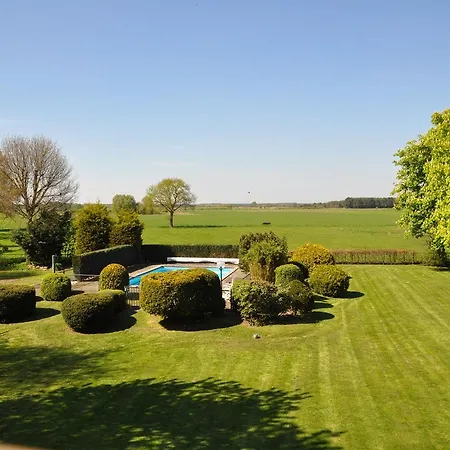 Spacious Mansion In With Pool * Gastel